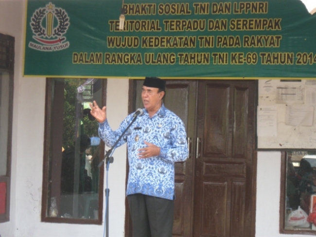 Erwan Kurtubi, Bupati Pandeglang