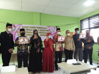 Camat Pakuhaji Monitoring Penetapan Cakades dan Pengundian Nomor Urut di Lima Desa