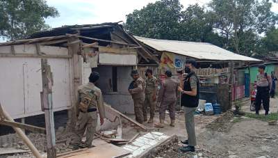 Satpol PP Bongkar tempat Prostitusi.