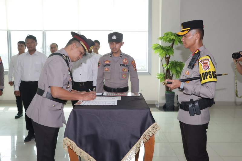 Kapolsek Cikupa dan Pasar Kemis Dilantik