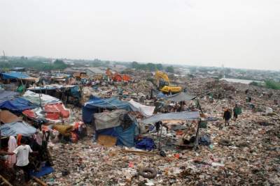 Proyek Pembangunan PLTS Rawa Kucing