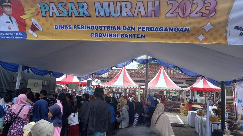 Pasar Murah Kota Serang.