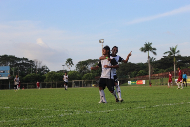 Perserang Benamkan Persikasi 2-0