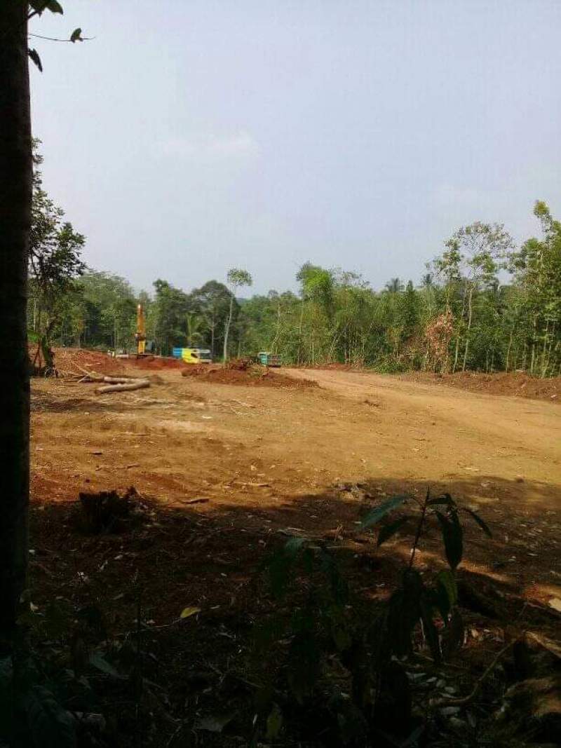 Galian Tanah di Duga Tak Berizin Buat Resah Warga Tunjung Teja