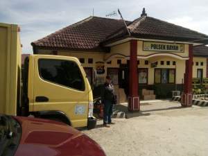 Angkut Ribuan Botol Miras, Truk Box Disita Polsek Bayah