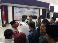 Selisih suara Caleg di Mekar Baru , Bawaslu minta KPUD kotak suara dibuka