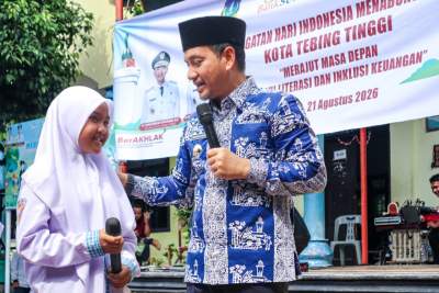 Wali Kota Tebing Tinggi Ajak Pelajar Budayakan Menabung Sejak Dini
