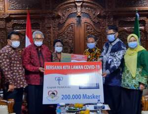 Gajah Tunggal Group Sumbang 200 Ribu Masker Kepada PP Muhammadiyah
