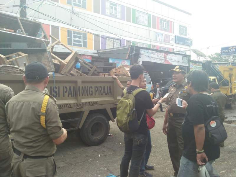 292 Personil Gabungan Tertibkan PKL di Kota Tangerang