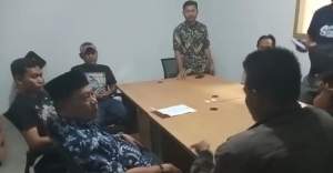 Rebutan Limbah, Kades Sentul Balaraja Nyaris Baku Hantam Dengan Warga