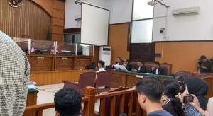 Terdakwa Mario Dandy Satriyo menjalani proses sidang tuntutan oleh Jaksa Penuntut Umum (JPU) di PN Jakarta Selatan, Selasa (15/8/2023).