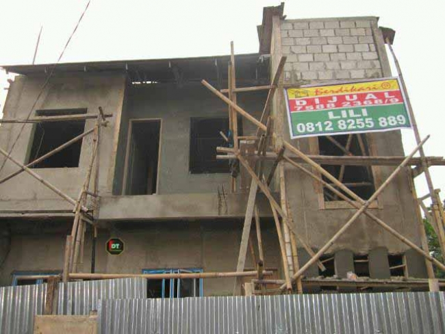 Satpol PP Hentikan Pembangunan