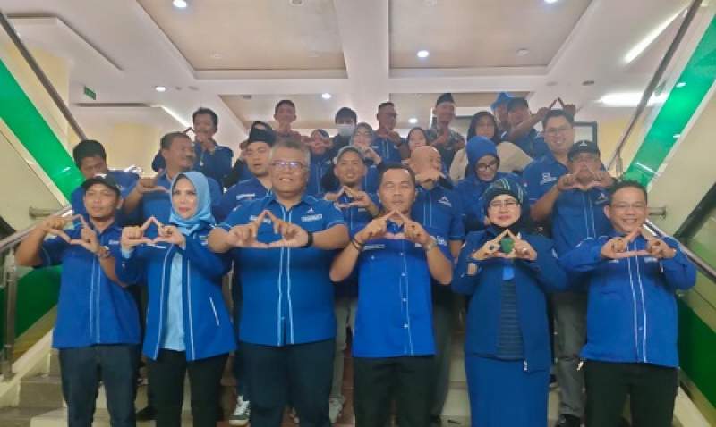 Kunjungi Ruang Fraksi, Cak Nawa Minta DPRD Demokrat Kawal RPJMD