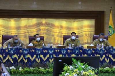 Arief Sampaikan Kondisi Covid-19 di Kota Tangerang Dalam Rapat Yang Dipimpin Gubernur Banten