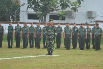 Kasdim 0510/Tigaraksa Pimpin Upacara Minggu Pertama