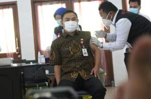 Forkopimda Laksanakan Vaksinasi Kedua