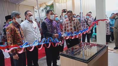 Mad Romli Resmikan Kantor PT. LKM Artha Kertaraharja