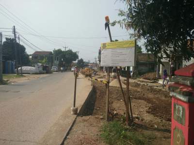 Urai Kemacetan, Pemkab Tangerang Lakukan Pelebaran Jalan Raya Kedaton-Pasar Kemis