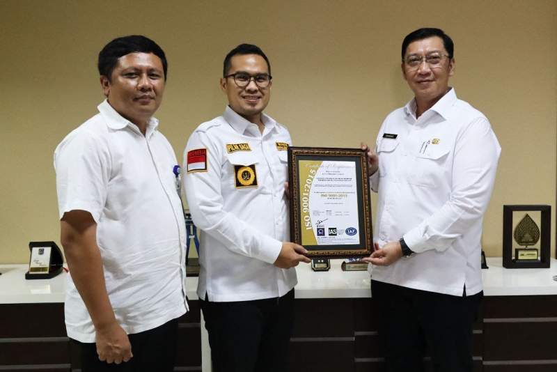 Tim LPSE Tangsel Raih Sertifikat ISO 9001:2005