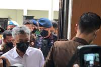 Brigjen Hendra Kurniawan, saat memasuki ruang persidangan di PN Jakarta Selatan, Rabu (19/10/2022).