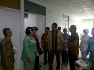 Serpong- Wakil Walikota Tangsel,Benyamin Davni, melihat RS Hermina Serpong,usai Peresmian,Kamis (6/1)DT