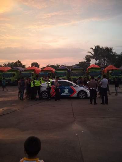 Nekad Beroperasi Di Siang Hari, 34 Truk Tanah Ditahan Di Kantor Dishub
