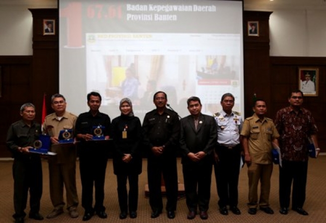 Penganugerahan Badan Publik Terbaik Provinsi Banten Tahun 2014