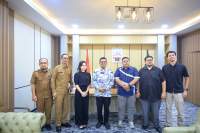 Andra Soni Sambut Positif Turnamen Tangsel Youth Football Saat Terima Audiensi VAR Media