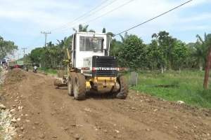 Proyek jalan Penghubung Asahan labura Diduga Asal jadi