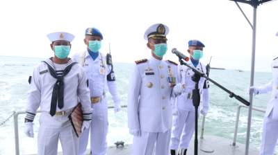 Peringati Dharma Samudera, Lanal Banten Upacara Tabur Bunga di Laut