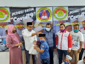 LSM BIAK dan DPC - IPHI Santuni 250 Anak Yatim
