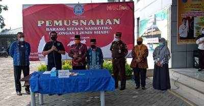  Pemusnahan sabu seberat 500,289 gram,