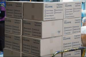 IKM Binaan DJBC Banten Ekspor Parfume ke Papua Nugini