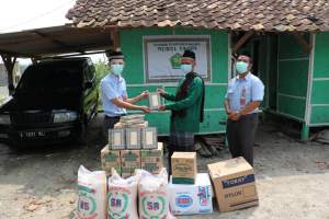 IKPP Serang Salurkan Bantuan Sembako dan Wakaf Al Qur&#039;an untuk Ponpes