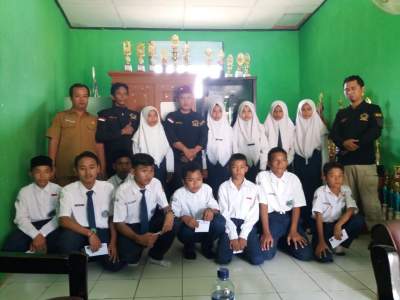Padepokan Tajimalela Ujung Kulon Raksa Jagat Putra Siliwangi Santuni Anak Yatim