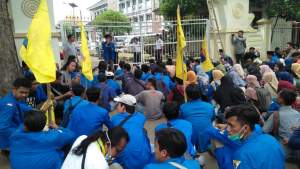 100 Hari Kerja Walikota Serang Tidak Maksimal, PMII Geruduk Pemkot Serang