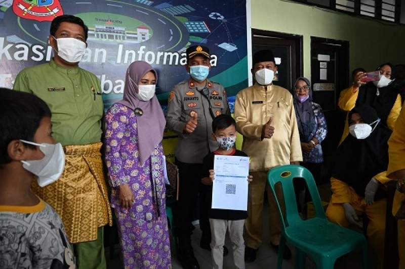 Plt Wali Kota bersama Wakapolres Tanjungbalai Tinjau Vaksinasi Anak