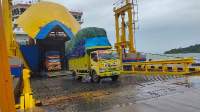 Cuaca Buruk, Kapal Ferry Sulit Sandar di Pelabuhan Merak