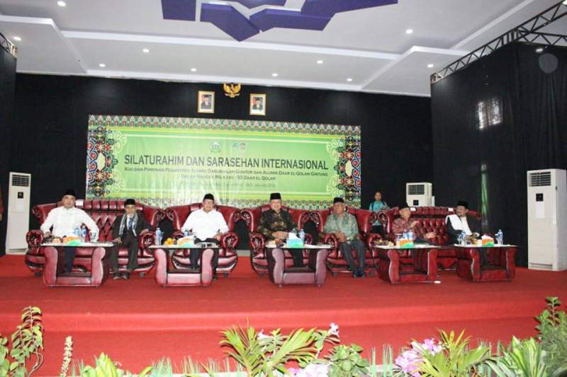 Sarasehan Pondok Pesantren Alumni Gontor dan Gintung