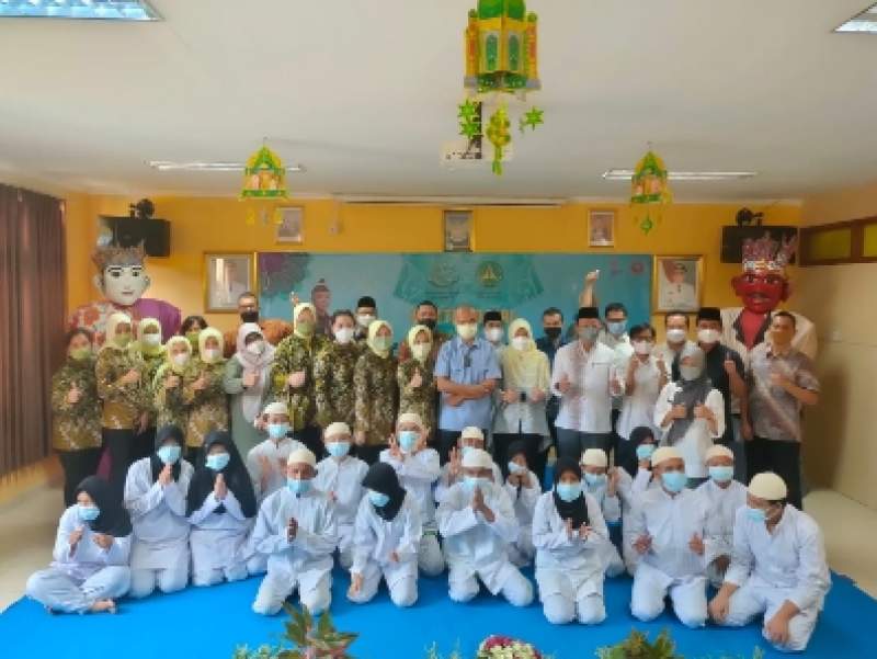 Jelang Idul Fitri, Kejati Bareng IAD Wilayah DKI Jakarta  Gelar Baksos