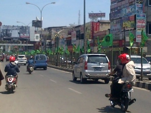 Atribut PPP di Jalan Protokol, Langgar Aturan Kampanye