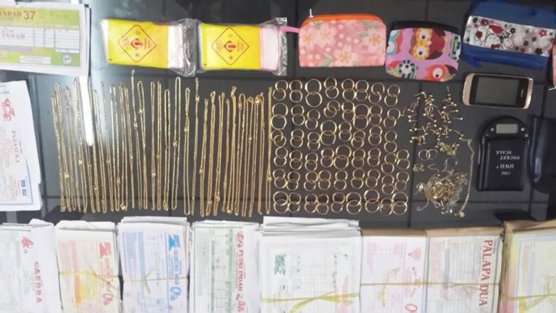 Barang bukti emas palsu yang diamankan Polsek Balaraja.