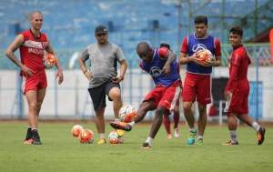 Pelatih Madura United Rahmad Darmawan Ingin Lakukan Ujicoba Untuk Mengukur Kekuatan Tim