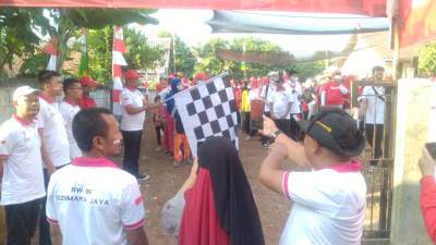 Jalan Sehat Keluarga, Semarakan HUT RI ke 77 RW 06 Sudimara Jaya