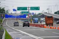 Pintu Tol Japek.