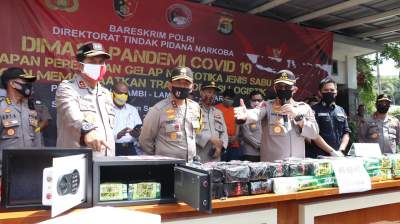 Bareskrim Polri Ungkap Kasus Narkoba Modus Ekspedisi Sembako Di Tengah Pandemi Corona