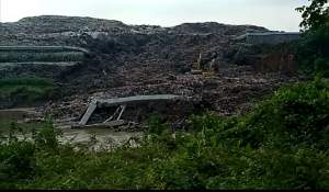 Turab TPA Cipeucang di Serpong yang jebol.