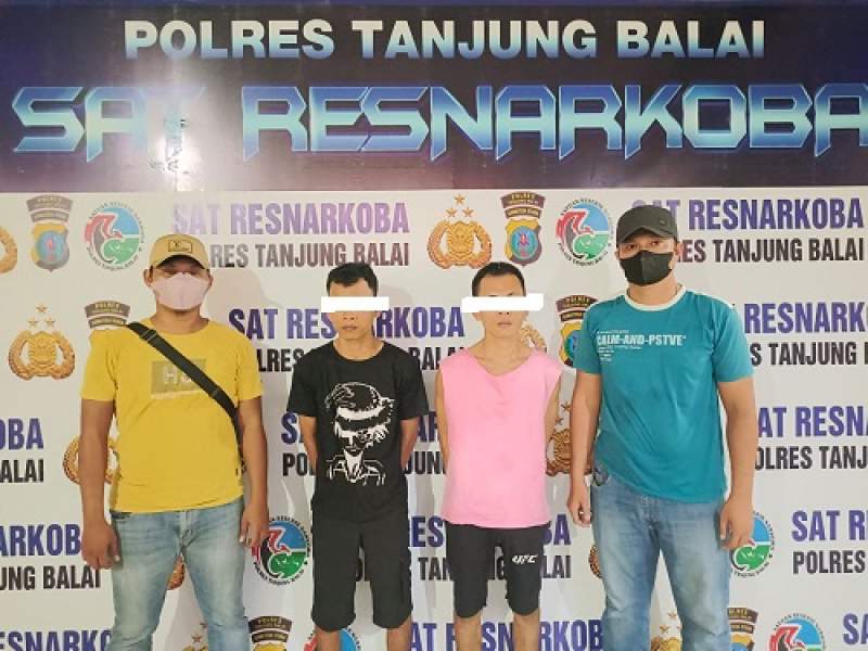 Transaksi Sabu di Sebuah Rumah, Kedua Pria Pasrah DiBorgol Polisi