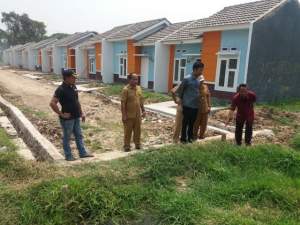 Diduga Serobot lahan Irigasi, Proyek Perumahan di Desa Gintung Diprotes Warga