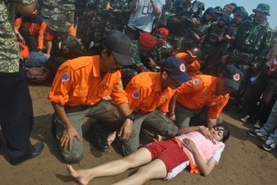 TNI dan BPBD Banten Gelar Simulasi Siaga Bencana